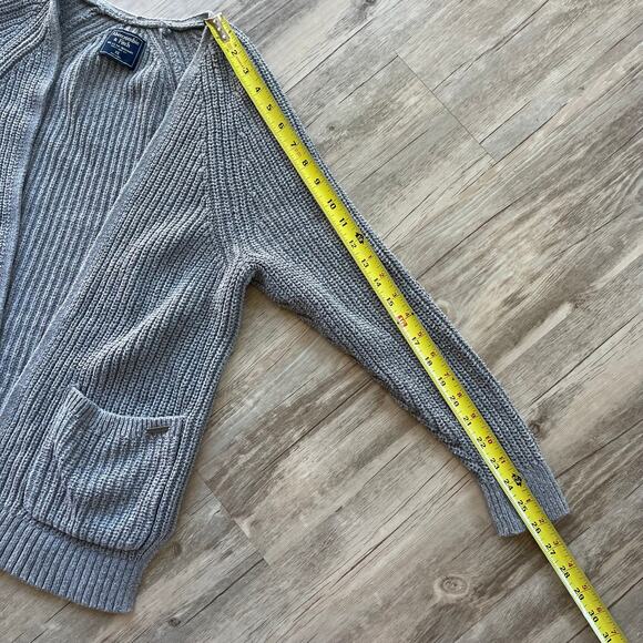 Abercrombie Fitch Grey Cardigan Sweater Ribbed Knit Pocket Size XS Pe-owned - Picture 8 of 9